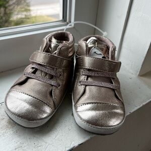 Robeez Metallic Rose Gold Toddler Sneakers with Hook & Loop Strap 12-18